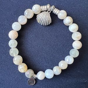 T Jazelle moonstone bracelet with seashell charm
